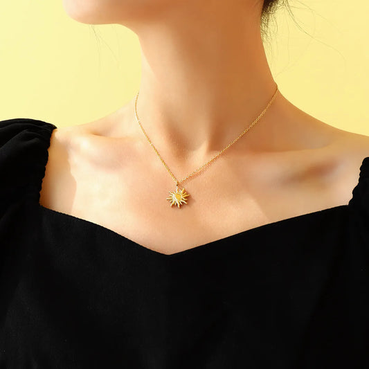 1 Piece Simple Style Sun Stainless Steel Plating Pendant Necklace