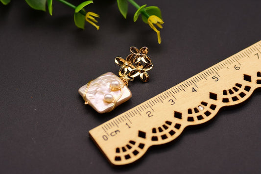Simple Style Flower Pearl Drop Earrings 1 Pair