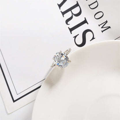 Fashion Zircon Ring Temperament Four Claw Oval Micro Inlaid Zircon Wedding Ring