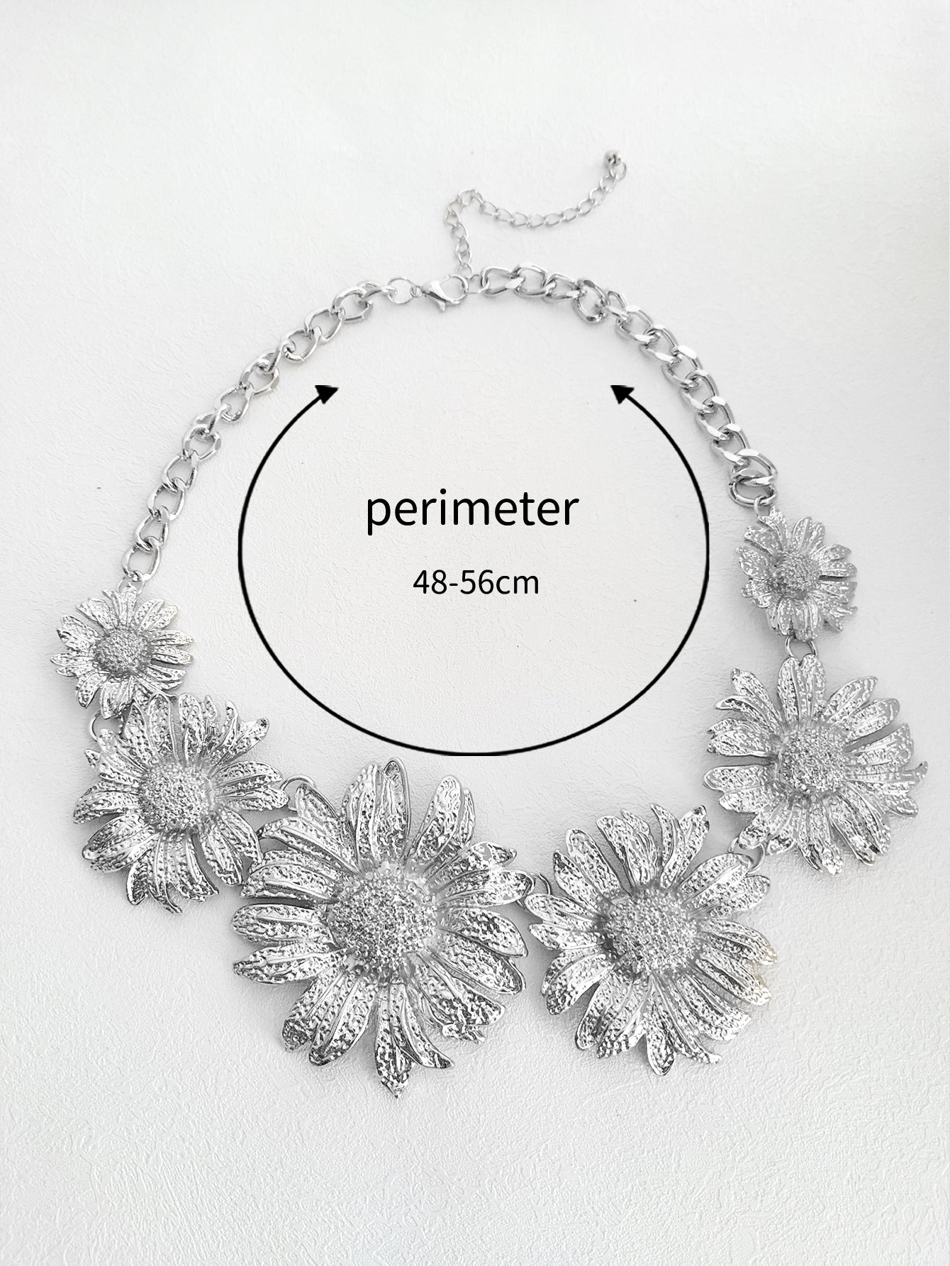 Elegant Exaggerated Daisy Alloy Plating Women's Necklace