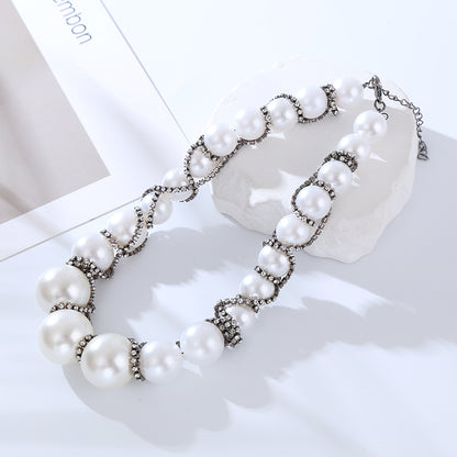 Luxurious Lady Geometric Imitation Pearl Wholesale Necklace