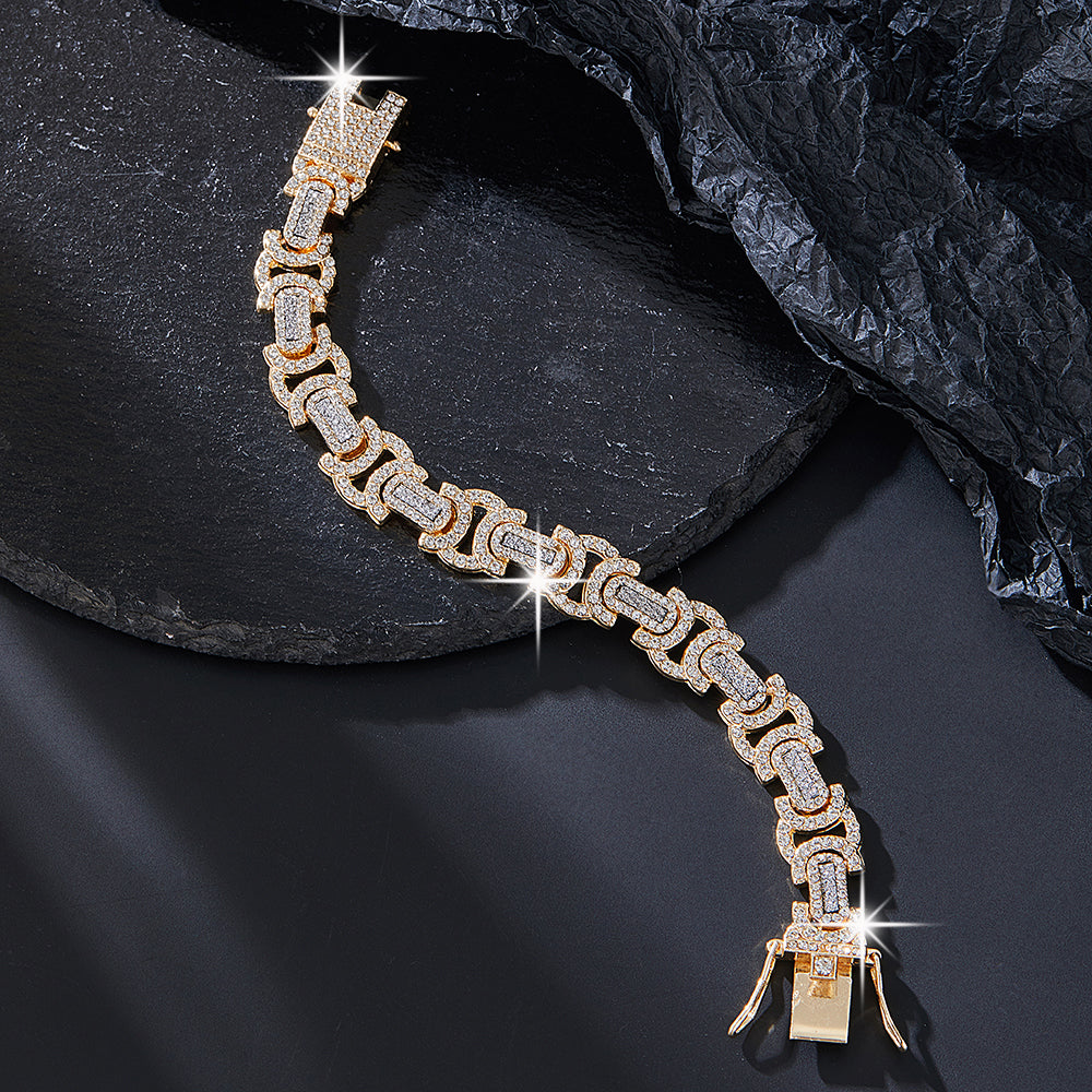 Retro Necklace Alloy Rhinestone Plating Inlay Rhinestones Gold Plated Women's Necklace