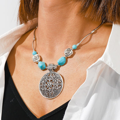 1 Piece Ethnic Style Round Heart Shape Flower Alloy Turquoise Plating Necklace