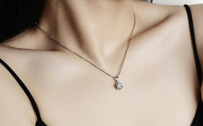 Elegant Simple Style Heart Shape Crown Sterling Silver Plating Inlay Moissanite Pendant Necklace