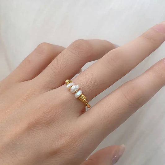 Elegant Lady Geometric Freshwater Pearl Stainless Steel Plating Rings