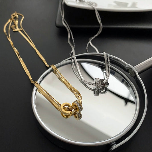 Stainless Steel Geometric Clavicle Chain Necklace For Women With Electroplating And Water Wave Chain Style