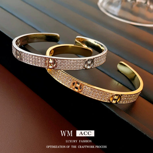 Wholesale Fashion Jewelry Copper H Letter Cold Wind Electroplating Bracelet For Women