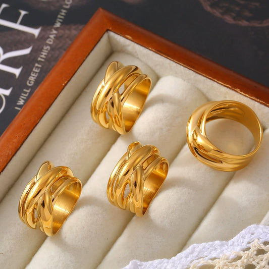 Wholesale 316L Stainless Steel Geometric Irregular Lines Interlaced Winding Ring 18K Gold Plated For Women