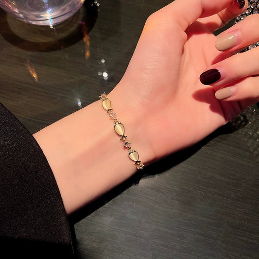 Wholesale Women's Copper Cat's Eye Stone Geometric Small Fish Style Electroplated Bracelet Jewelry