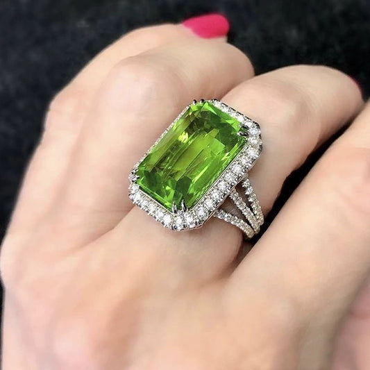 Wholesale Women's Copper Zircon Engagement Ring With Geometric Pattern And Elegant Style