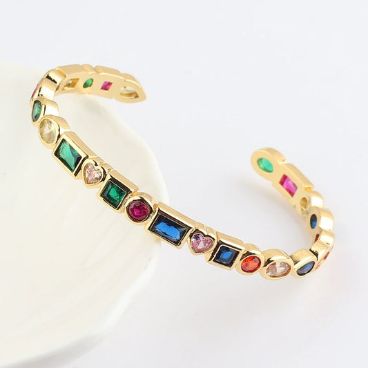 Wholesale Women's Fashion Copper Zircon Real Gold Plated Bracelets With Animal And Zodiac Patterns