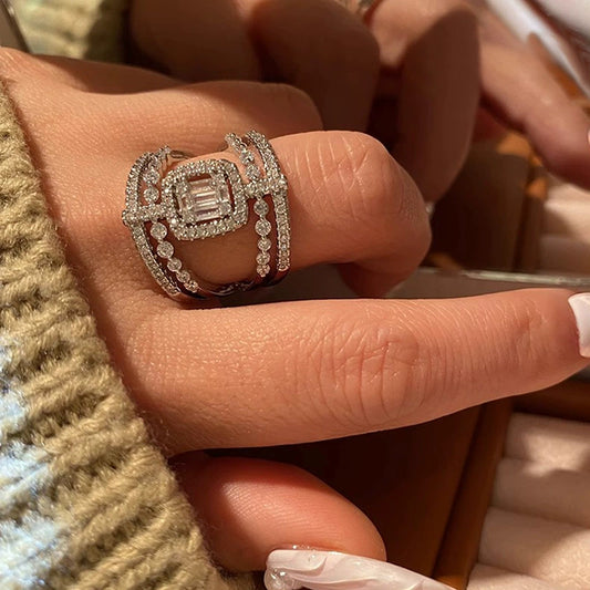 Wholesale Women's French Court Style Copper Ring Inlaid With Zircon Geometric Design