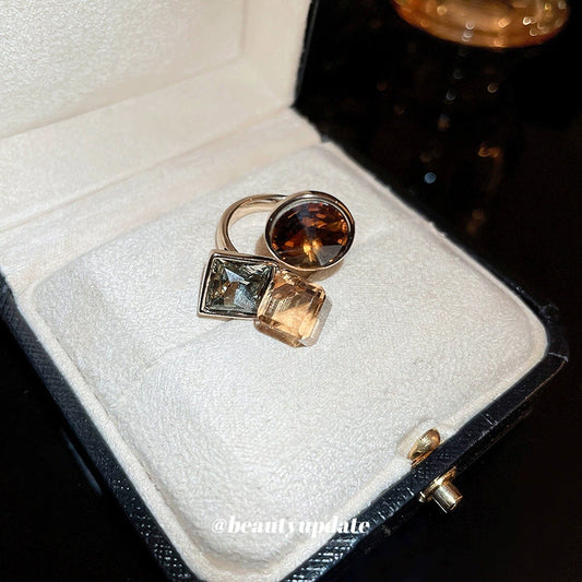 Wholesale Women's Retro Fashion Square Circle Opening Finger Ring Copper Material With Real Gold Electroplated And Geometric Zircon Design