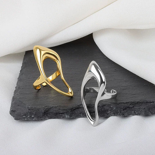 Wholesale Women's Simple Geometric Hollow Ring Copper Electroplated