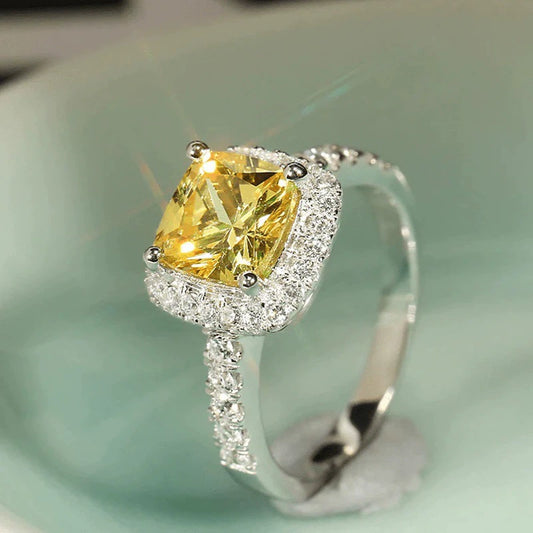 Wholesale Women's Square Yellow Ring Copper Zircon Geometric Business Style Jewelry