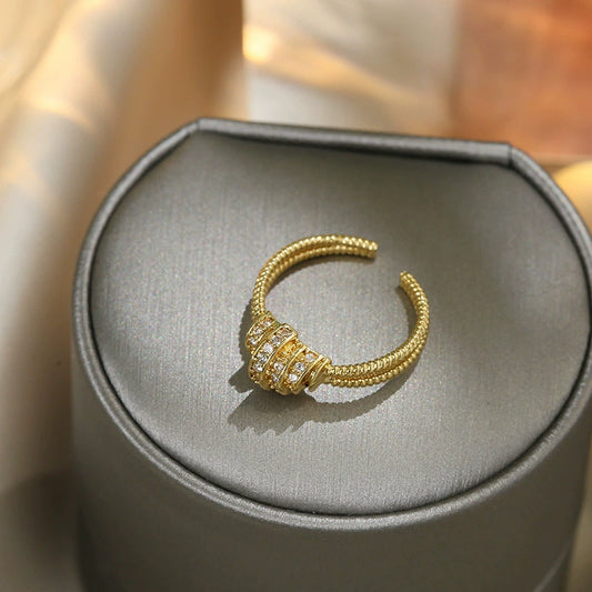 Women's Copper Geometric Diamond Ring Opening Adjustable Fashion Light Luxury Jewelry