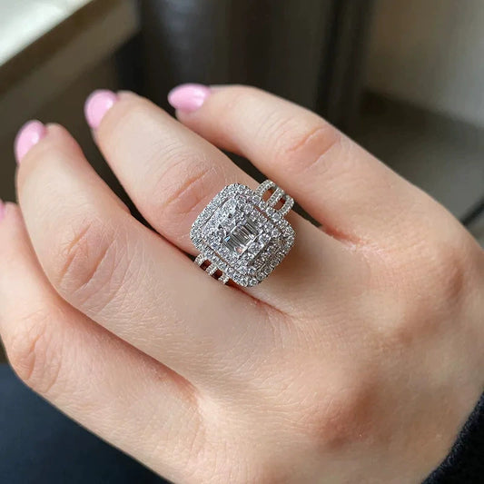 Women's Copper Imitation Diamond Ring With Geometric Design And Zirconia Treatment