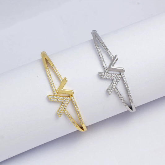 Women's Minimalist Fashion Bracelet Copper Electroplating Double V Design Full Diamond Light Luxury Highend Jewelry