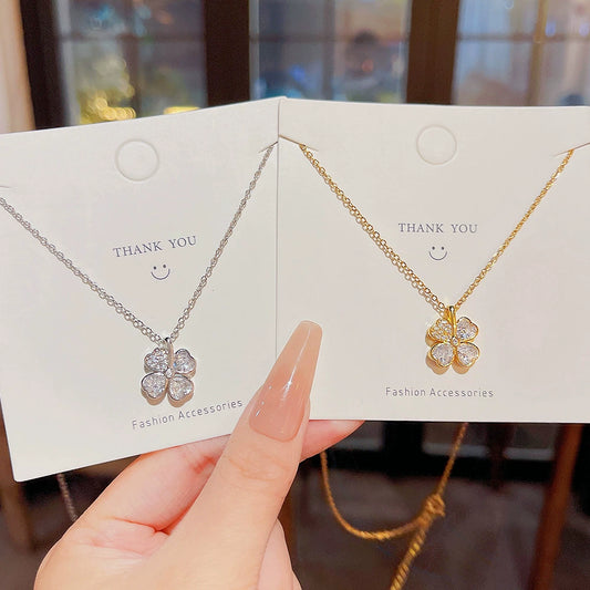 Women's Stainless Steel Fourleaf Floral Pendant Necklace With Mixed Gem Inlay And Inlaid Zircon Geometric Light Luxury Style