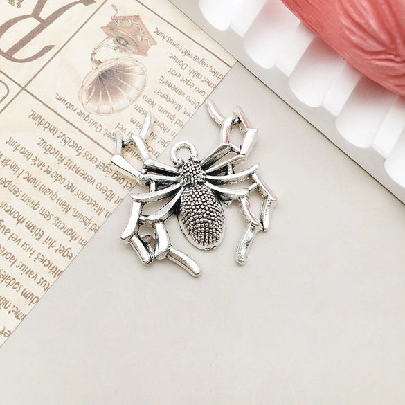 1 Piece Alloy Moon Spider Web Skull Pendant