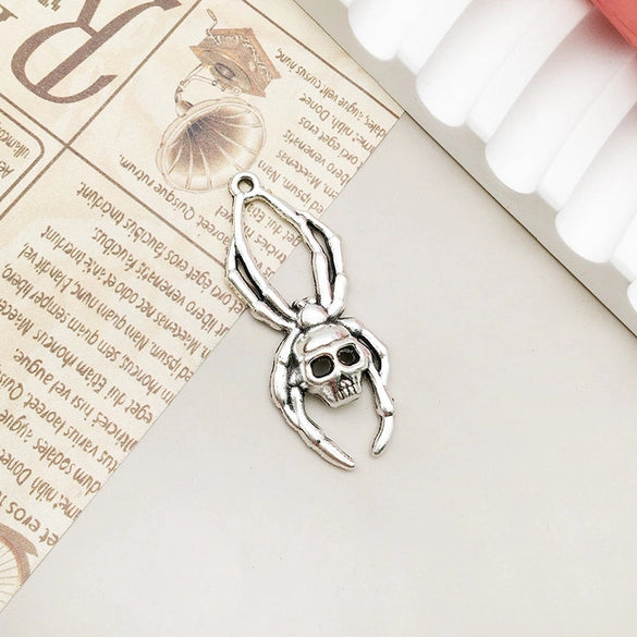 1 Piece Alloy Moon Spider Web Skull Pendant