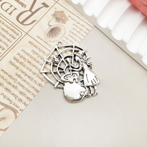 1 Piece Alloy Moon Spider Web Skull Pendant
