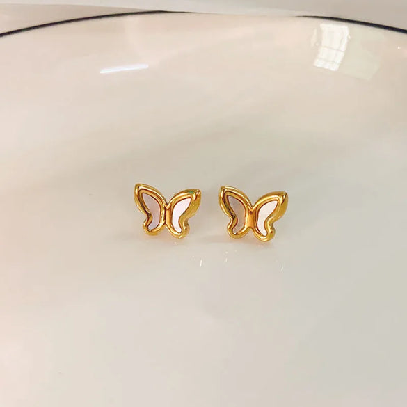 1 Pair Casual Simple Style Heart Shape Flower Butterfly Inlay Titanium Steel Shell Zircon Ear Studs
