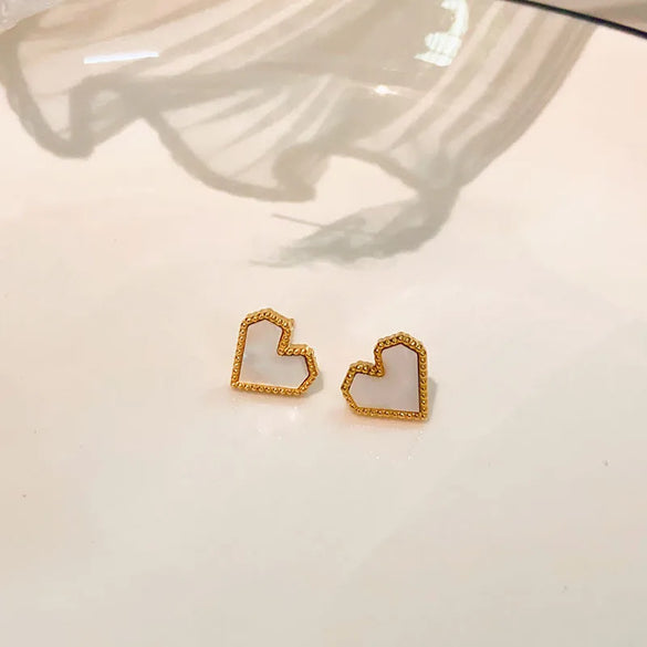 1 Pair Casual Simple Style Heart Shape Flower Butterfly Inlay Titanium Steel Shell Zircon Ear Studs