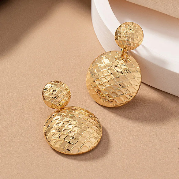 1 Pair Casual Solid Color Commute Round Fish Scales Plating Alloy 14k Gold Plated Drop Earrings
