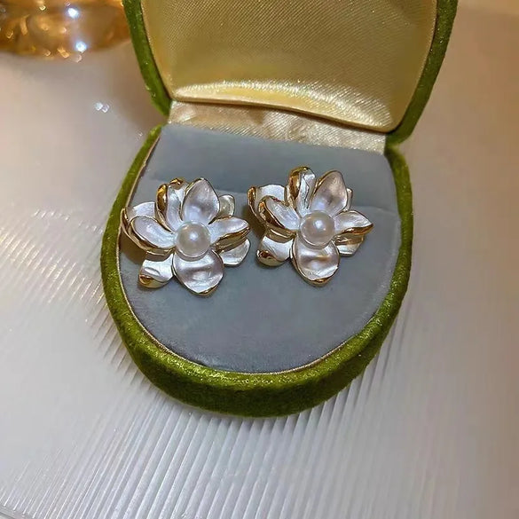 1 Pair Cute Sweet Flower Enamel Plating Alloy Ear Studs