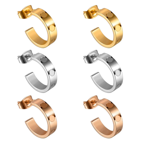 1 Pair Elegant Classic Style C Shape Carving Steel Ear Studs