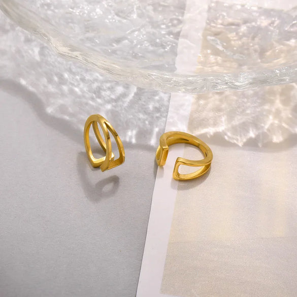 1 Pair Elegant Modern Style Simple Style C Shape Lines Plating 304 Stainless Steel 18K Gold Plated Ear Cuffs