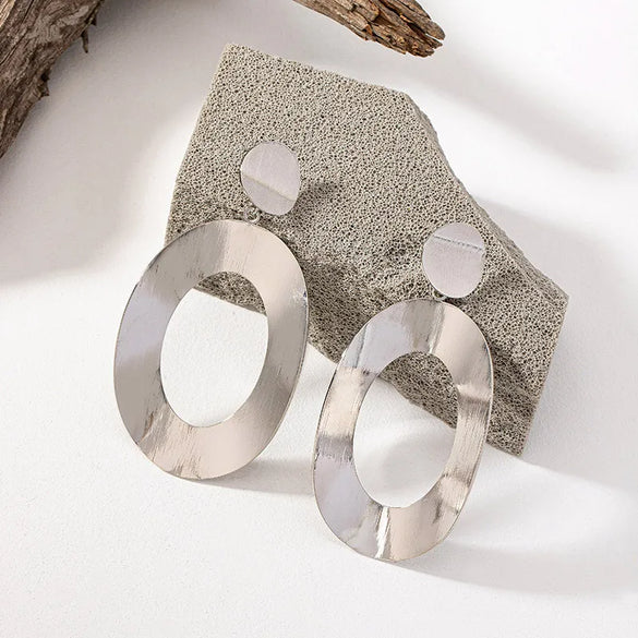 1 Pair Elegant Simple Style Circle Solid Color Plating Hollow Out Ferroalloy 14k Gold Plated Drop Earrings