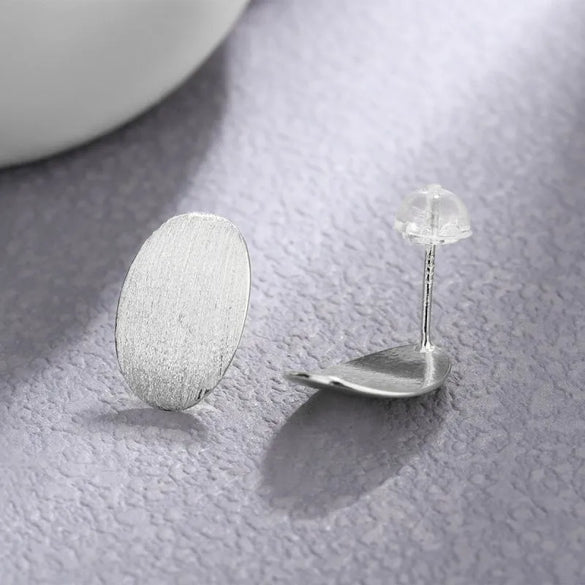 1 Pair Elegant Simple Style Oval Plating Sterling Silver Silver Plated Ear Studs