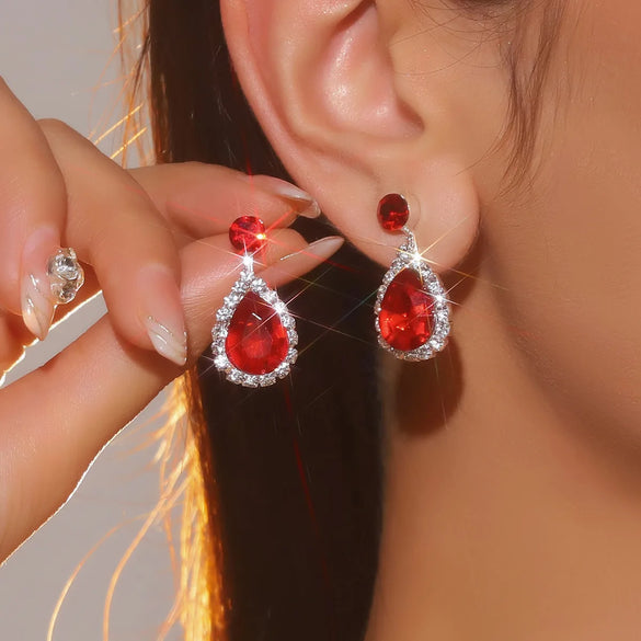 1 Pair Elegant Streetwear Water Droplets Inlay Copper Artificial Gemstones Rhinestones Drop Earrings