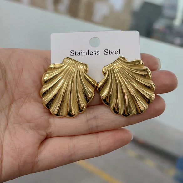 1 Pair Elegant Vacation Classic Style Shell Plating Stainless Steel 18k Gold Plated Ear Studs