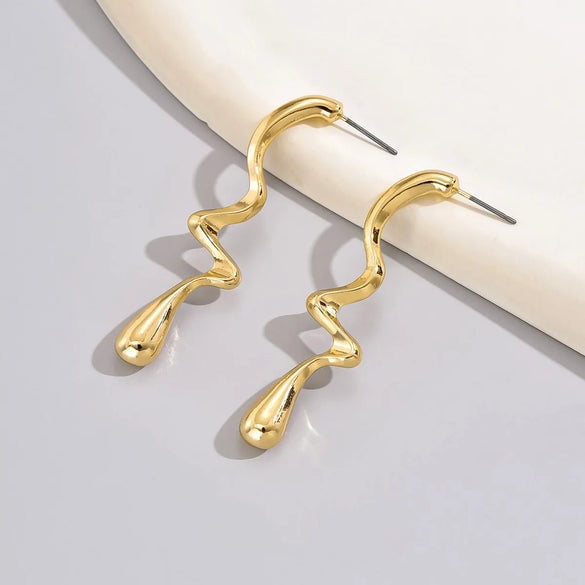 1 Pair Exaggerated Artistic Water Droplets Pearl Flower Alloy Drop Earrings