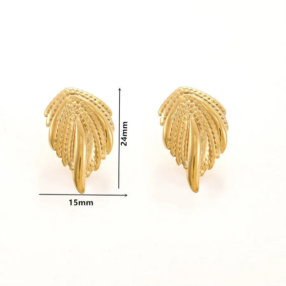 1 Pair IG Style Casual Retro Geometric Heart Shape Flower Titanium Steel 18K Gold Plated Ear Studs