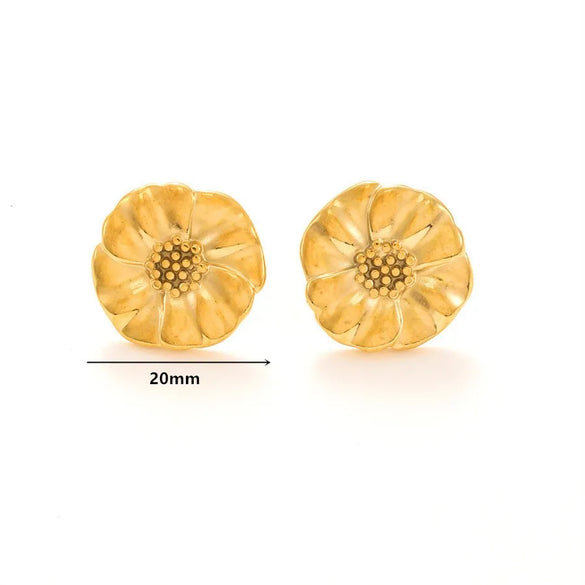 1 Pair IG Style Casual Retro Geometric Heart Shape Flower Titanium Steel 18K Gold Plated Ear Studs