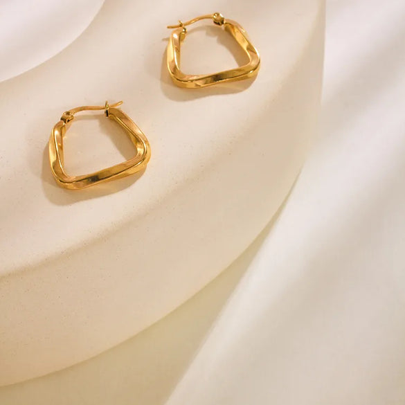 1 Pair IG Style Elegant Luxurious Solid Color 304 Stainless Steel 18K Gold Plated Earrings