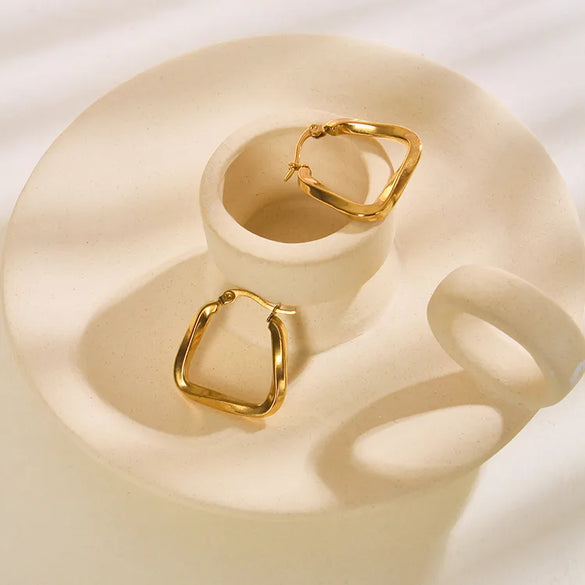 1 Pair IG Style Elegant Luxurious Solid Color 304 Stainless Steel 18K Gold Plated Earrings