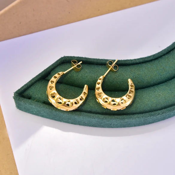 1 Pair IG Style Simple Style C Shape Heart Shape 304 Stainless Steel Titanium Steel 18K Gold Plated Ear Studs