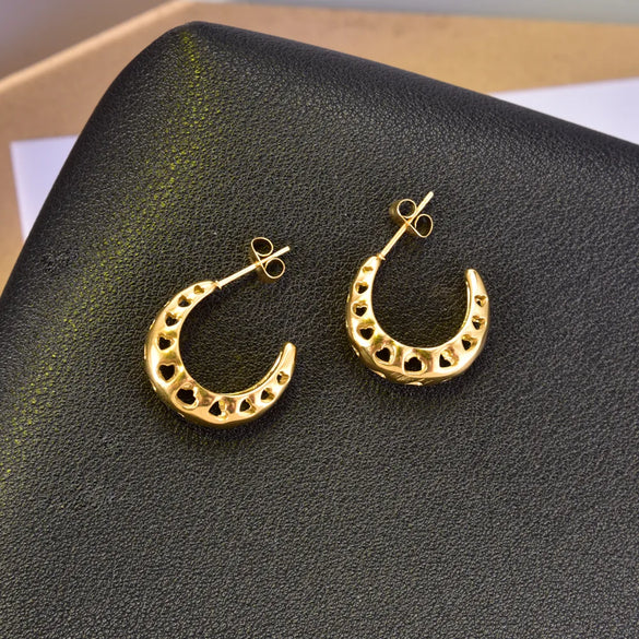 1 Pair IG Style Simple Style C Shape Heart Shape 304 Stainless Steel Titanium Steel 18K Gold Plated Ear Studs