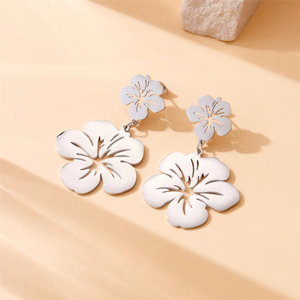 1 Pair IG Style Vintage Style Sweet Flower Hollow Out 304 Stainless Steel 18K Gold Plated Drop Earrings