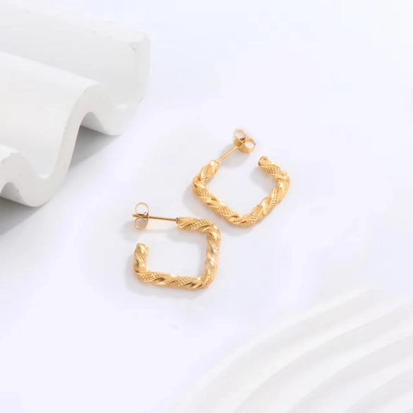 1 Pair Lady Simple Style Classic Style C Shape U Shape Geometric Plating 304 Stainless Steel 18K Gold Plated Hoop Earrings