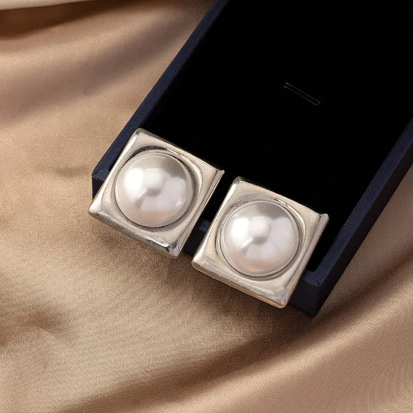 1 Pair Lady Simple Style Classic Style Square Plating Inlay Alloy Artificial Pearls 14k Gold Plated Ear Studs
