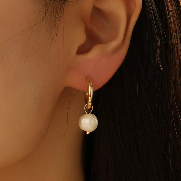 1 Pair Modern Style Korean Style Geometric Stainless Steel Freshwater Pearl Gold Plated Drop Earrings