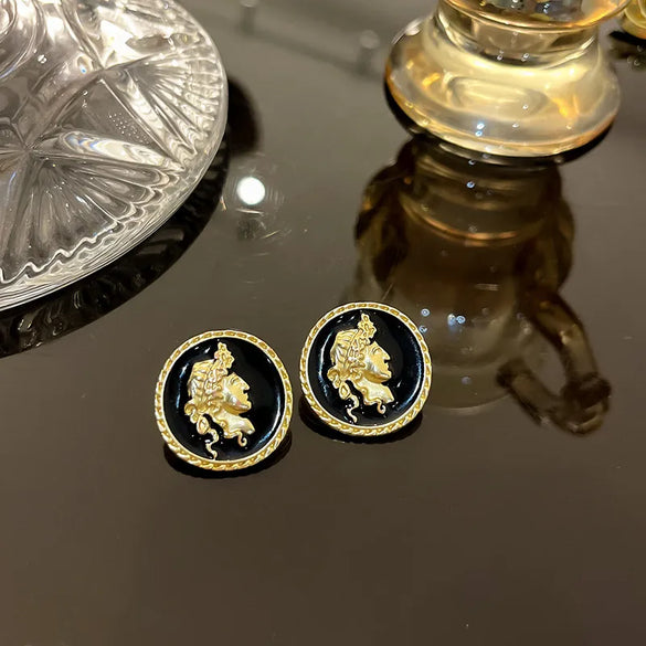 1 Pair Retro Geometric Plating Alloy Earrings Ear Studs