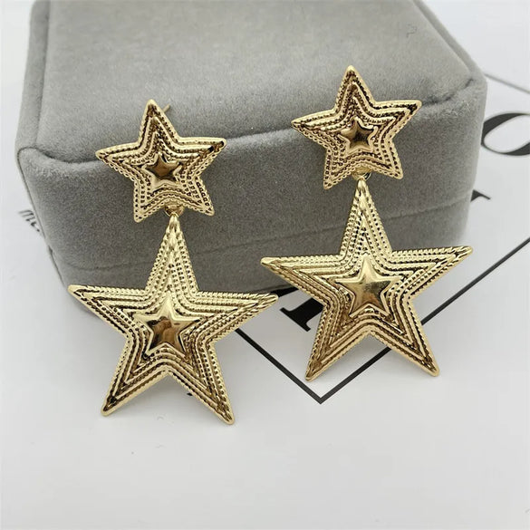 1 Pair Retro Leaf Flower Alloy Plating Women'S Drop Earrings