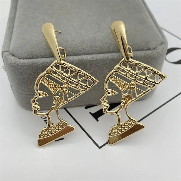 1 Pair Retro Leaf Flower Alloy Plating Women'S Drop Earrings